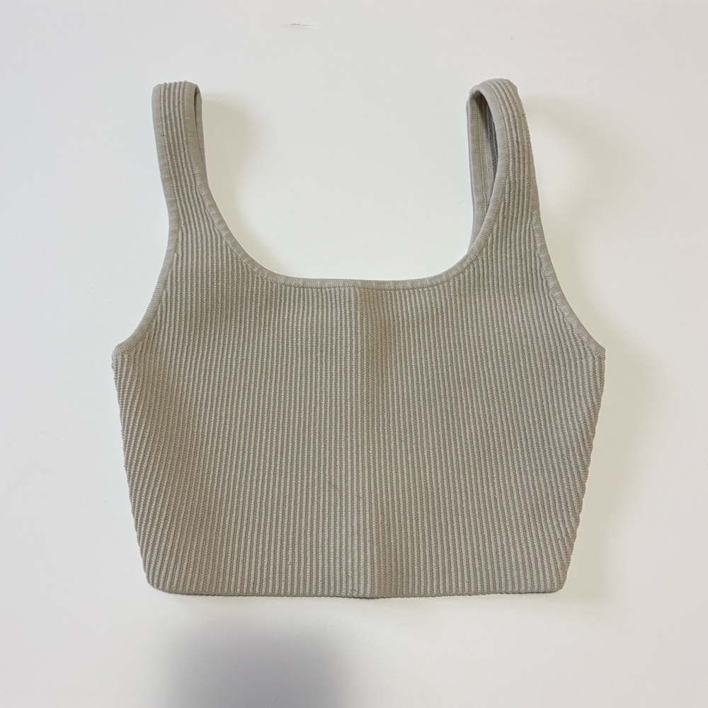 Aritzia Babaton Sculpt Knit Tank Top in Cream